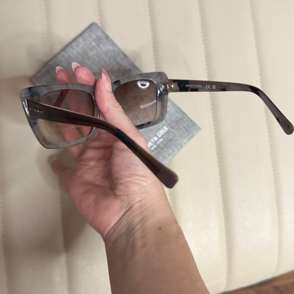 Kenneth Cole Dark Brown Rectangular Sunglasses - image 6